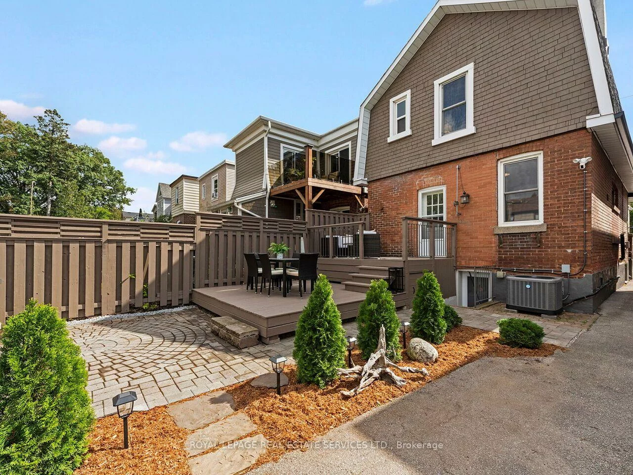 62, Newmarket, Woodbine-Lumsden, Toronto