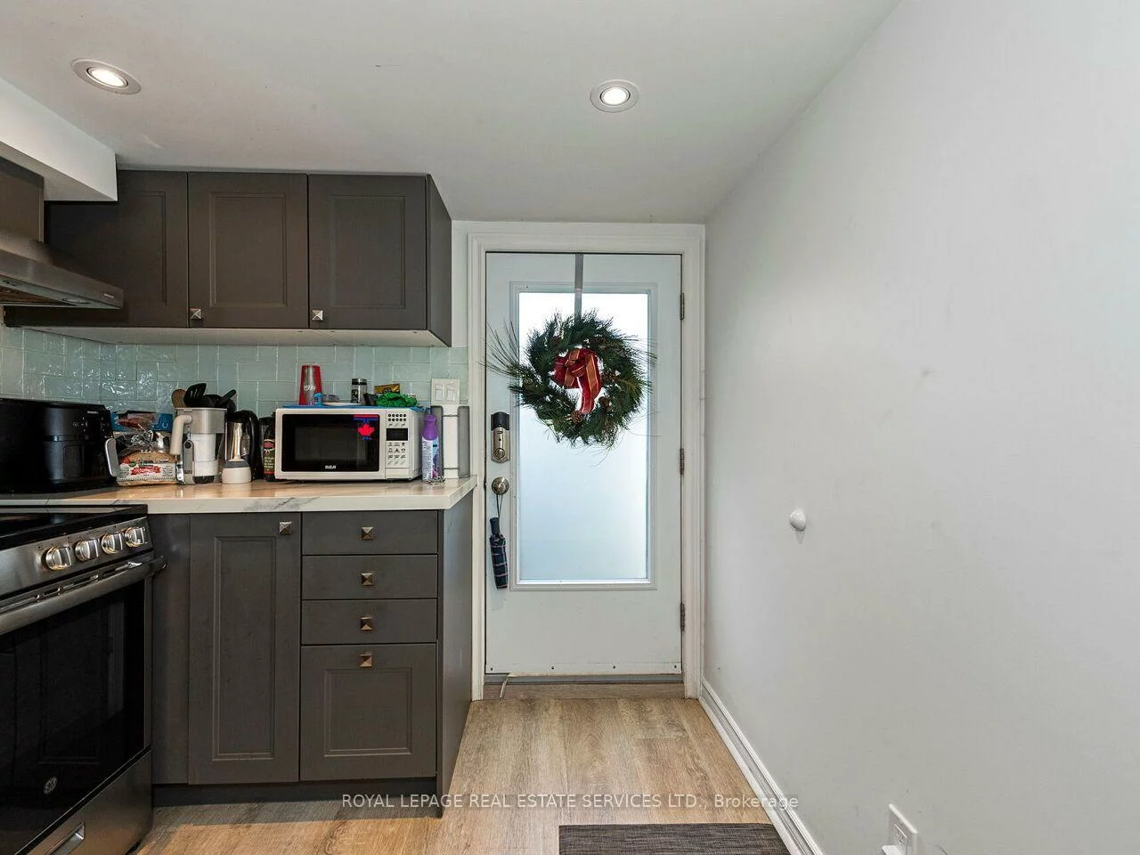 62, Newmarket, Woodbine-Lumsden, Toronto