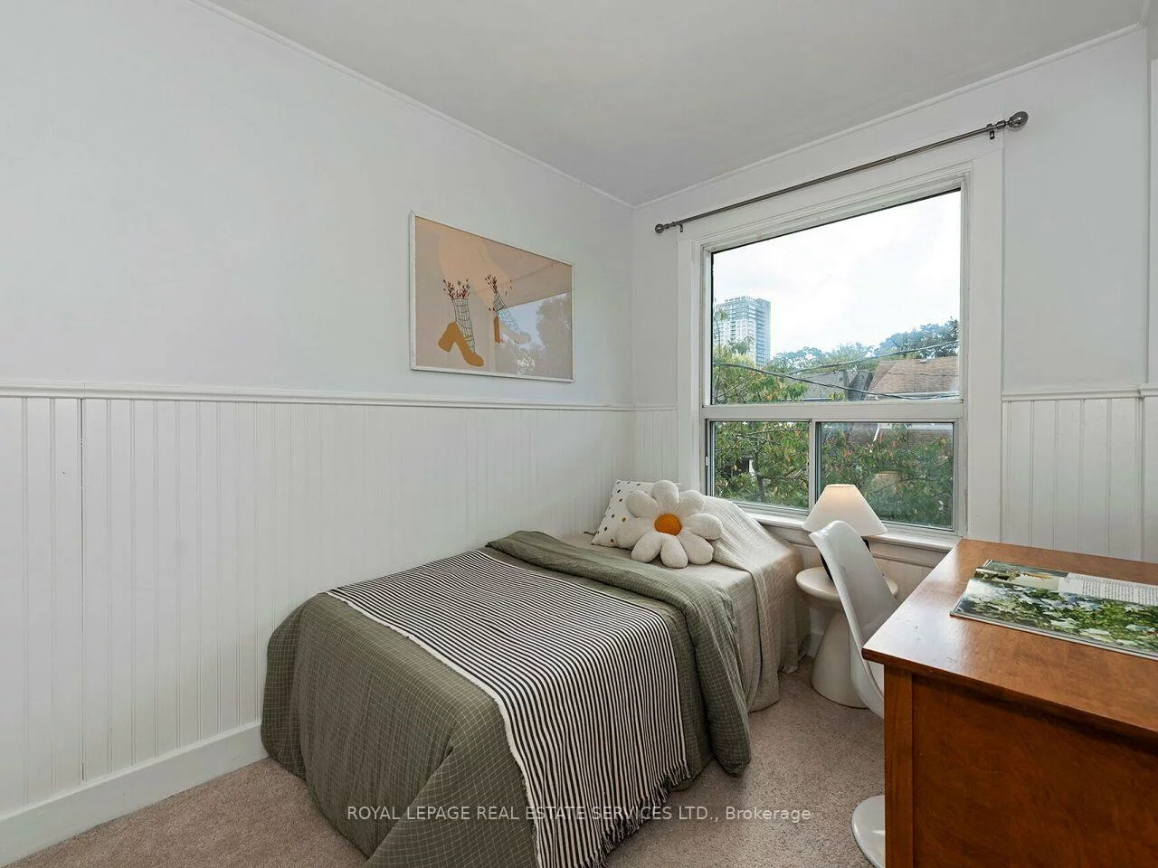 62, Newmarket, Woodbine-Lumsden, Toronto