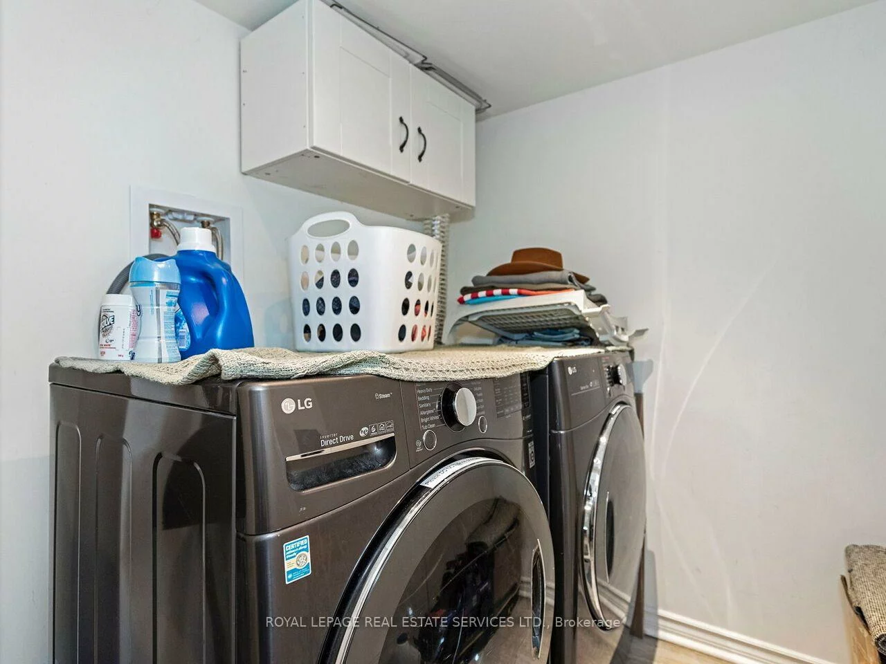 62, Newmarket, Woodbine-Lumsden, Toronto