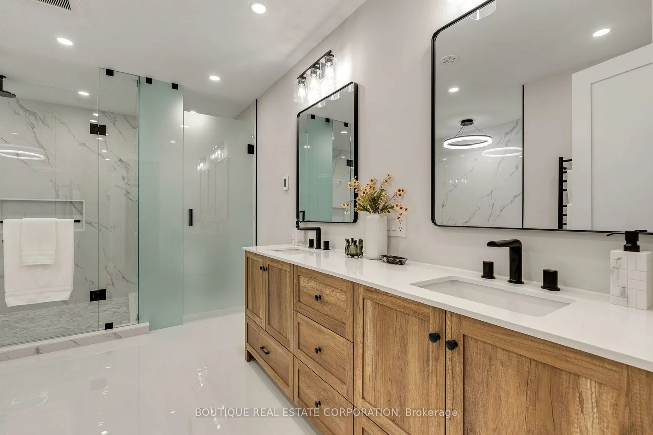 155, Gough, Playter Estates-Danforth, Toronto