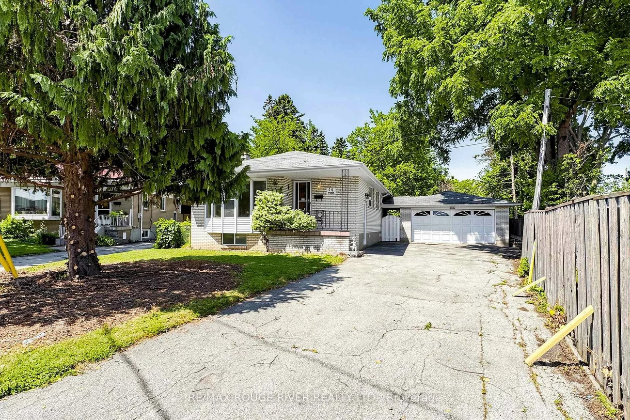 38, Lombardy, Kennedy Park, Toronto