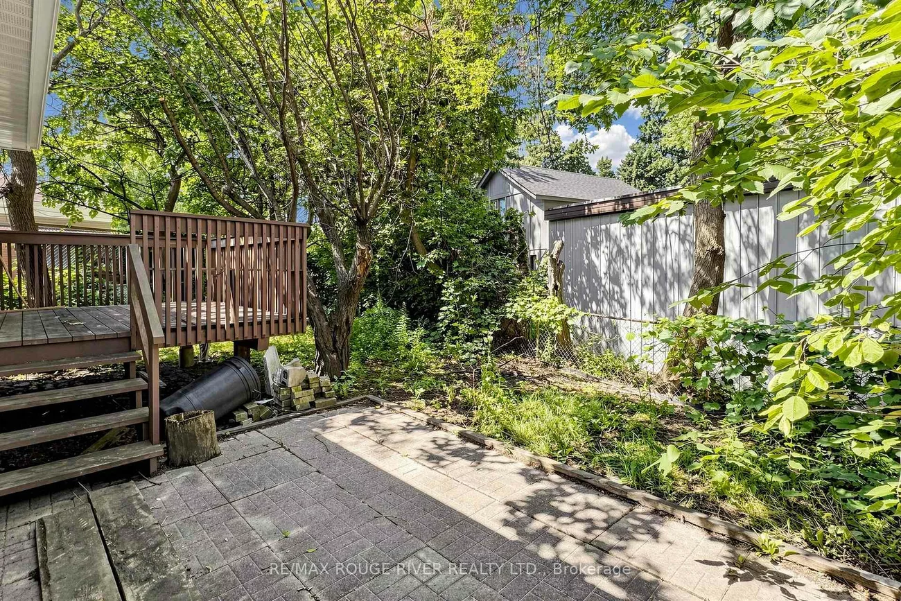 38, Lombardy, Kennedy Park, Toronto