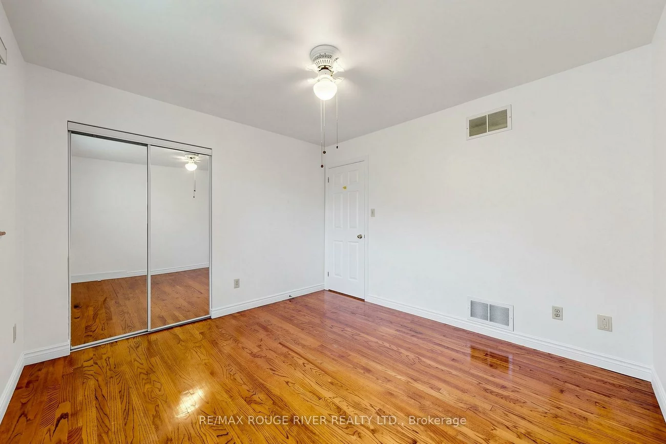 38, Lombardy, Kennedy Park, Toronto