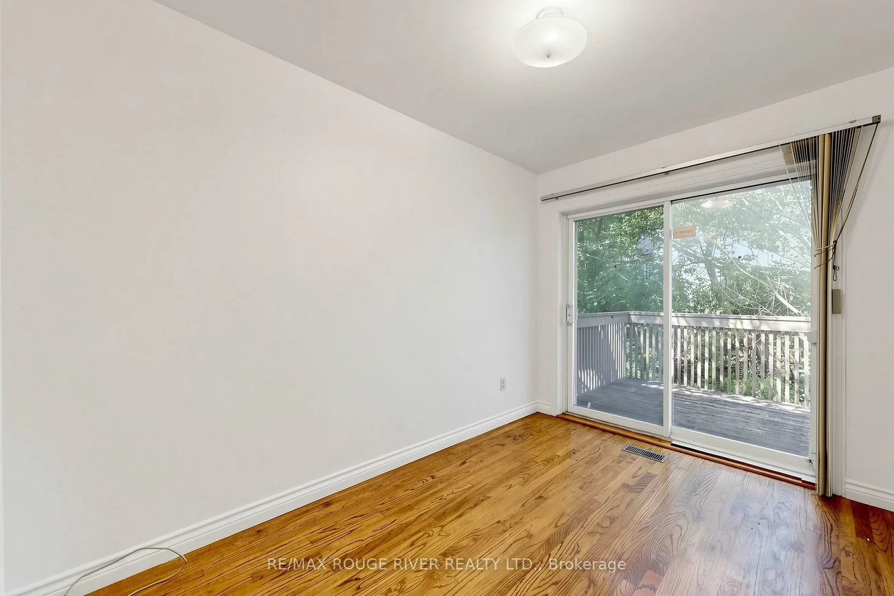 38, Lombardy, Kennedy Park, Toronto