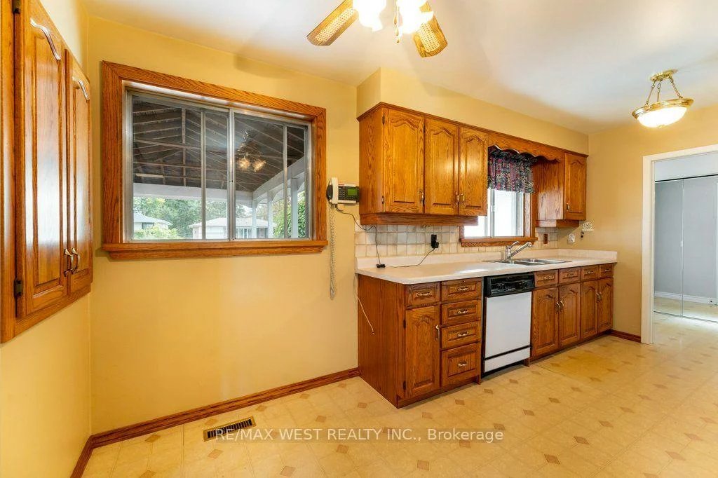38, Albacore, Woburn, Toronto