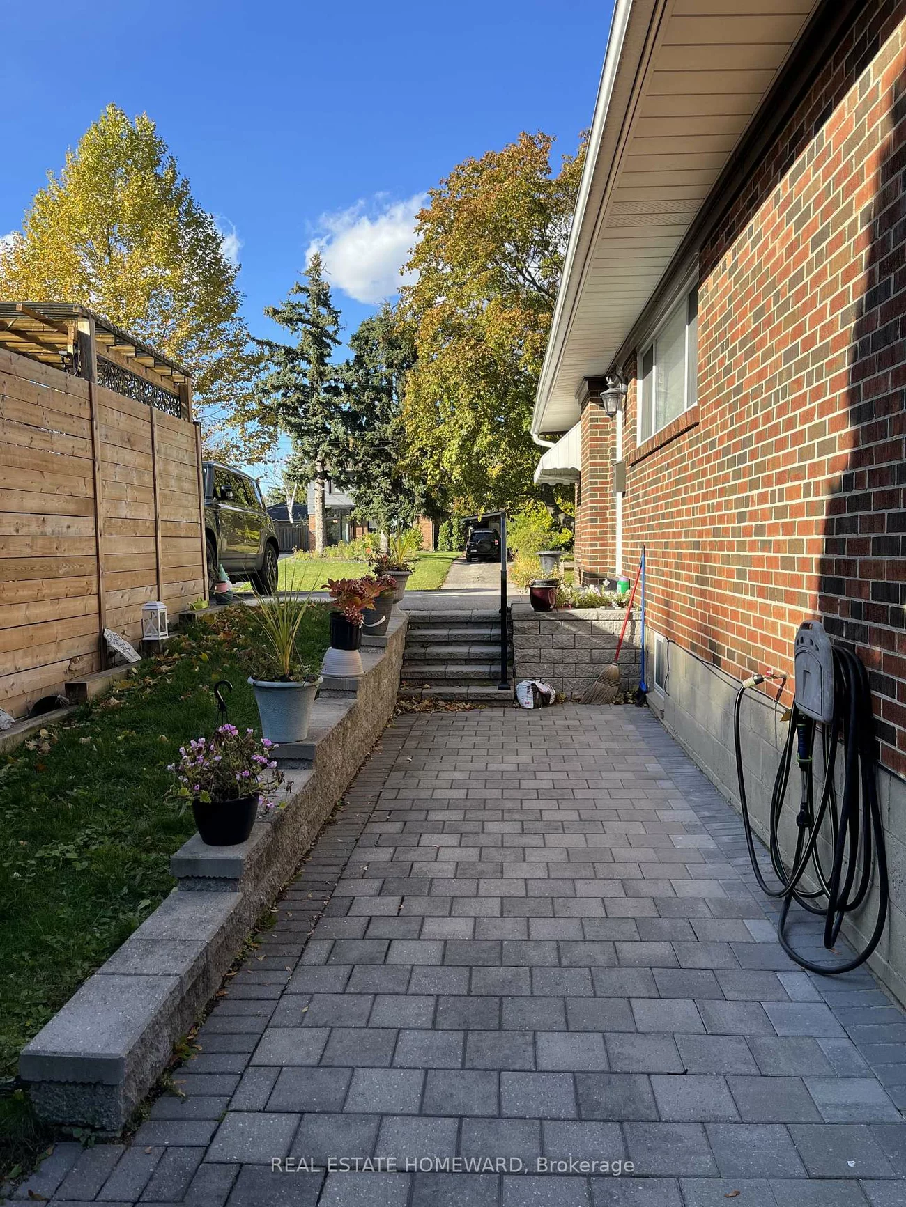 4, Moorecroft, Ionview, Toronto