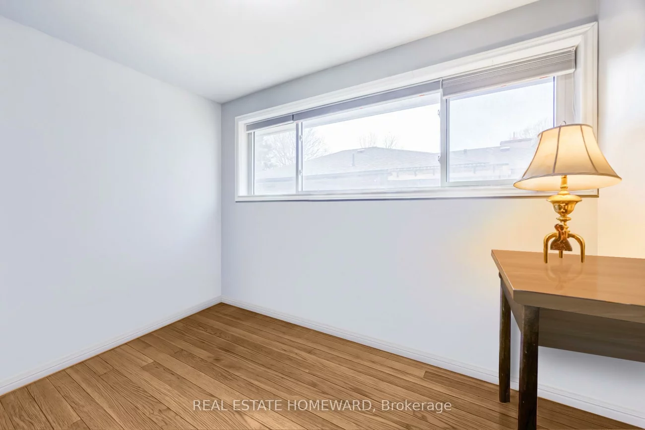 4, Moorecroft, Ionview, Toronto