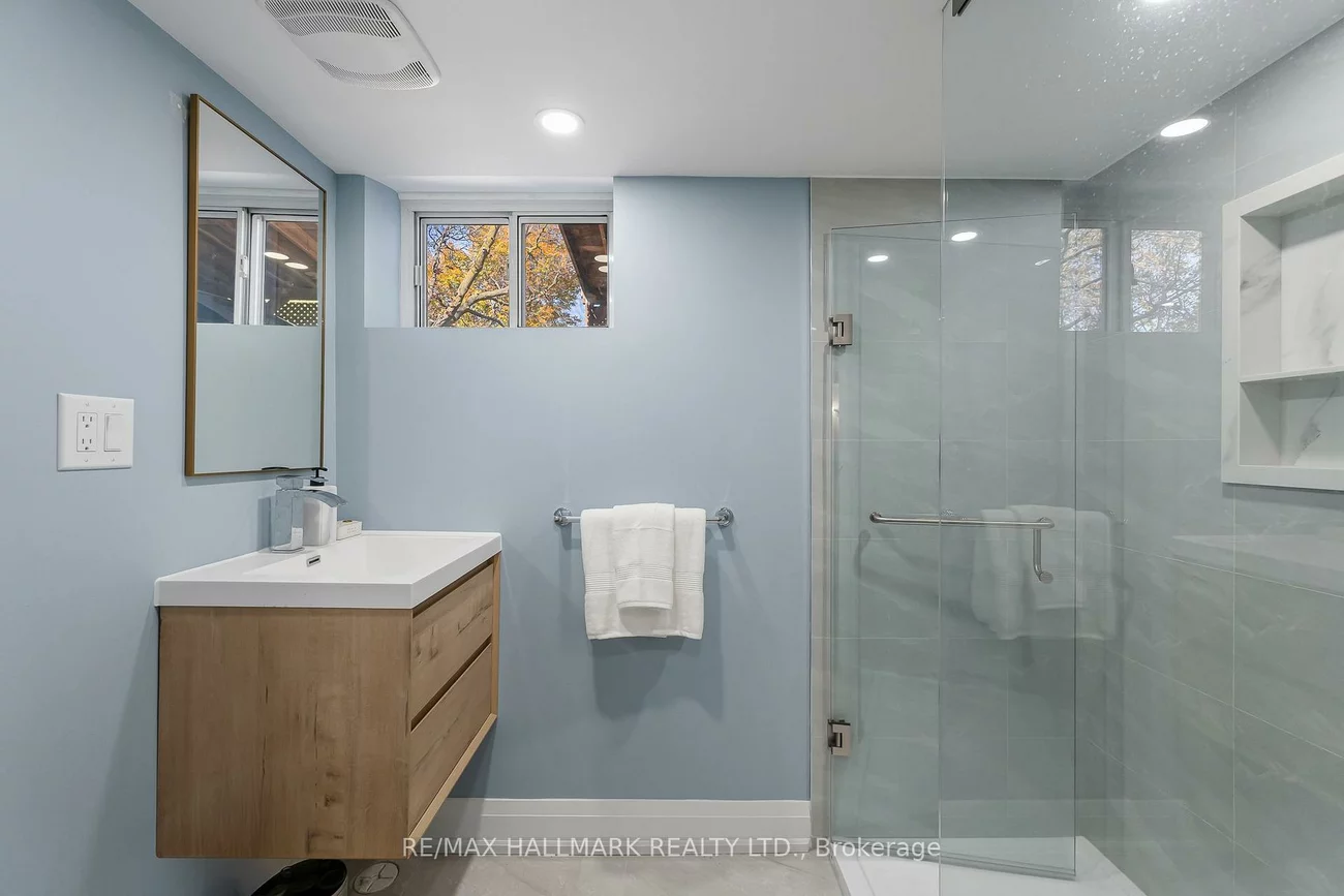 3, Armada, Woburn, Toronto
