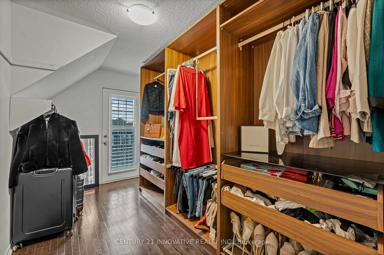 99, John Bell, Clairlea-Birchmount, Toronto