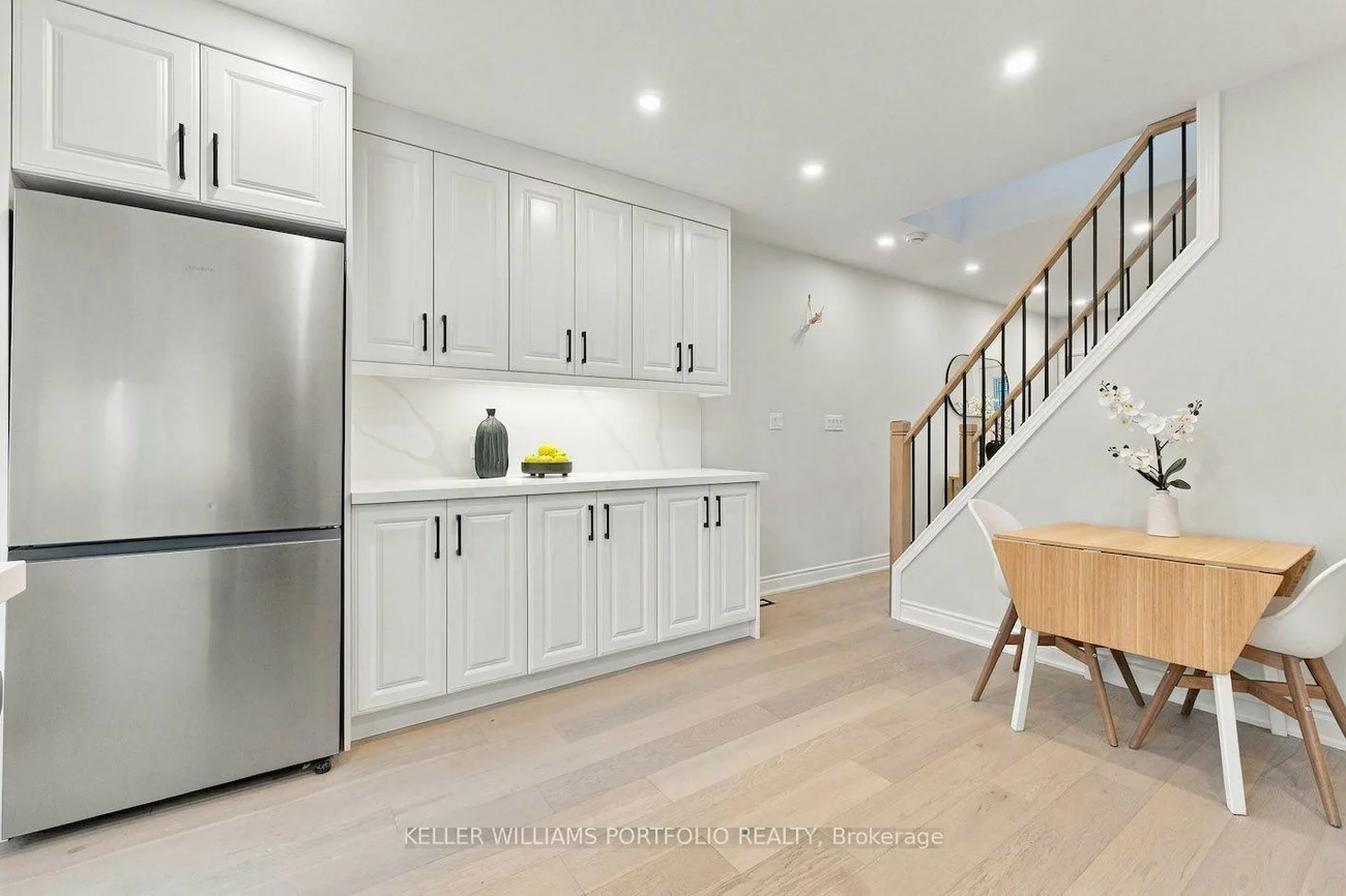 179, Oakcrest, East End-Danforth, Toronto