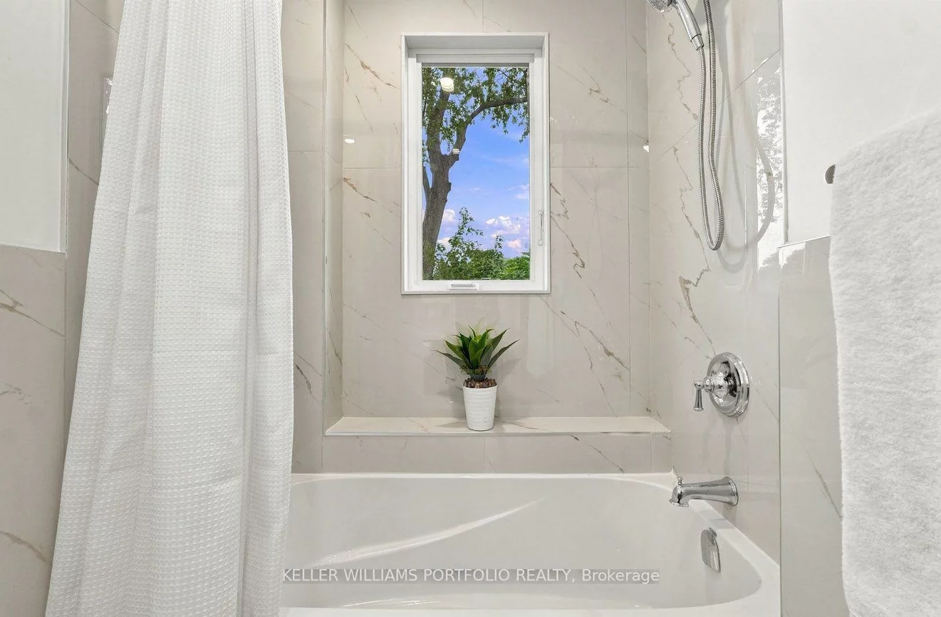 179, Oakcrest, East End-Danforth, Toronto