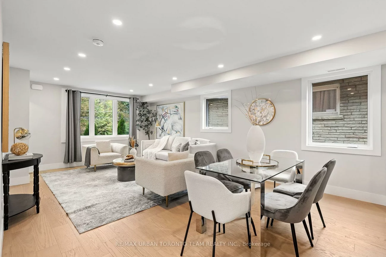 3517, St Clair, Clairlea-Birchmount, Toronto