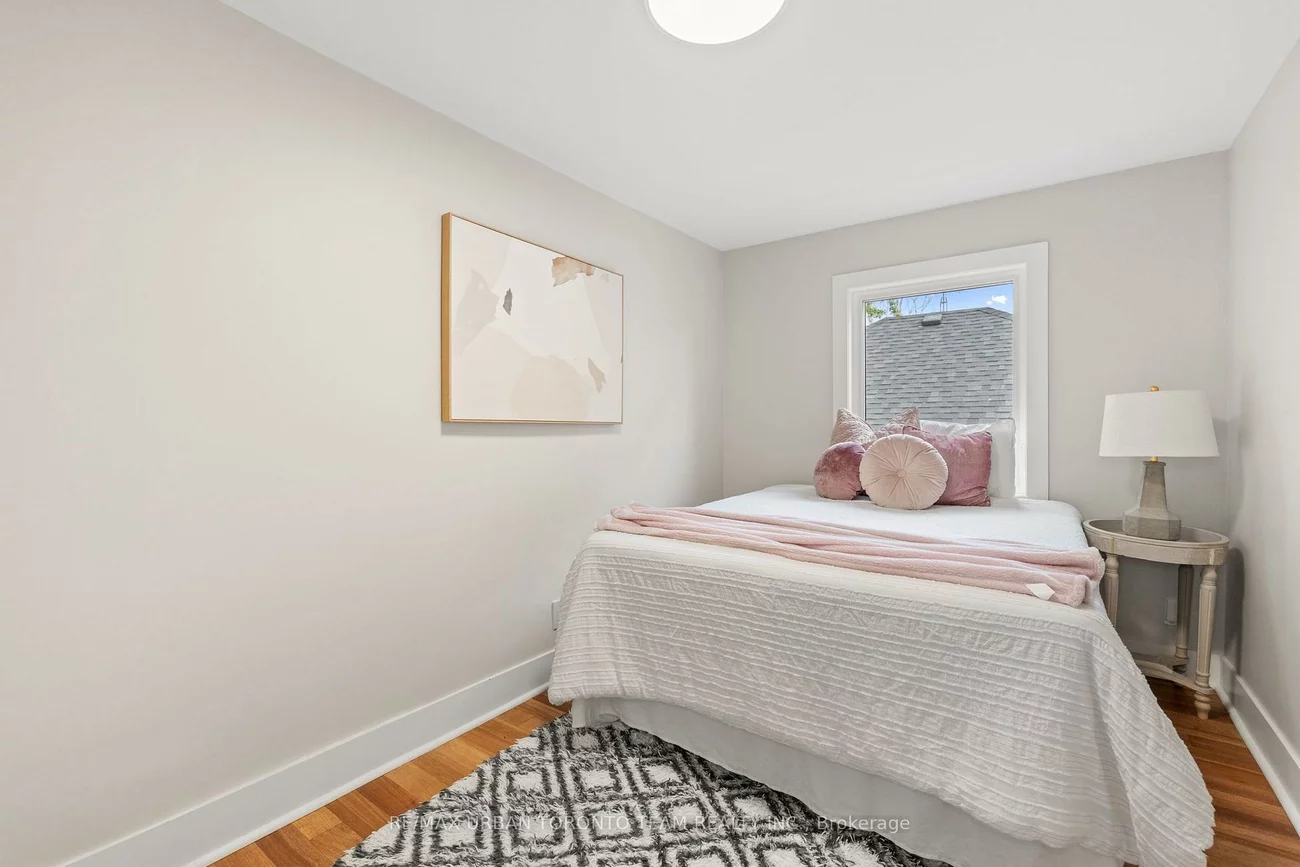 3517, St Clair, Clairlea-Birchmount, Toronto