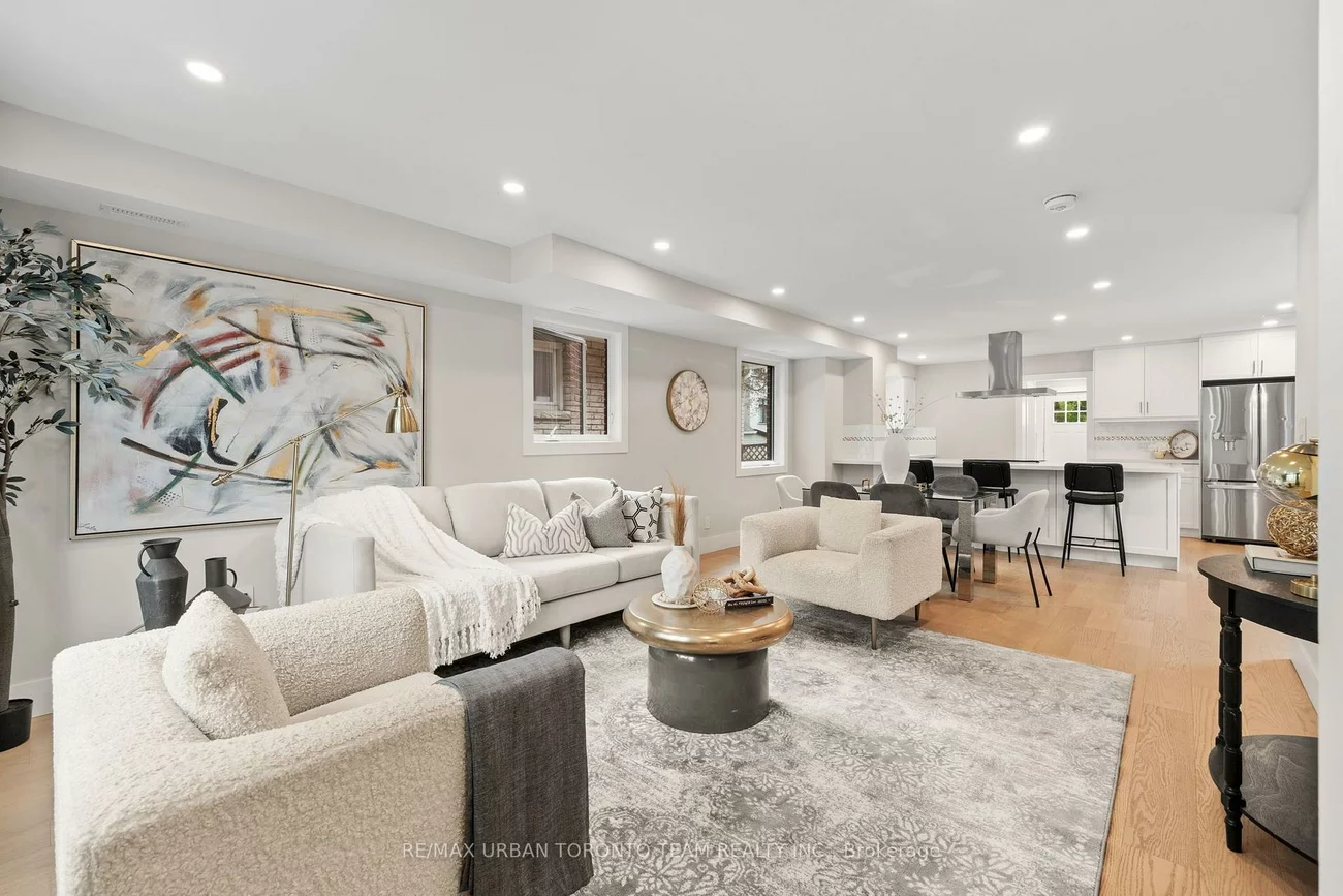 3517, St Clair, Clairlea-Birchmount, Toronto