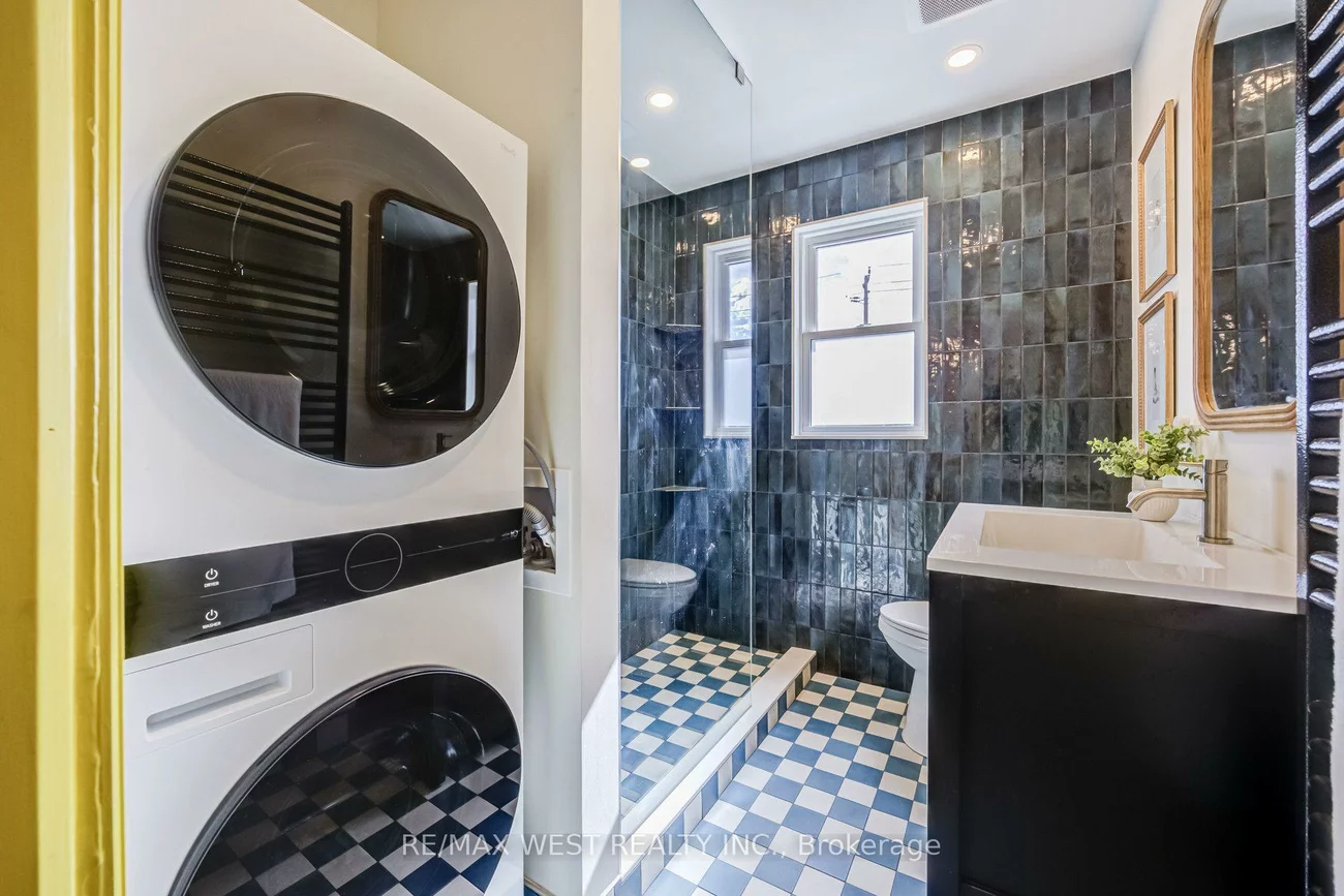 258, O'connor, East York, Toronto