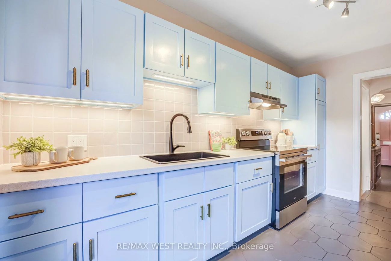 258, O'connor, East York, Toronto