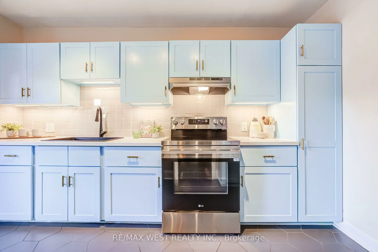 258, O'connor, East York, Toronto