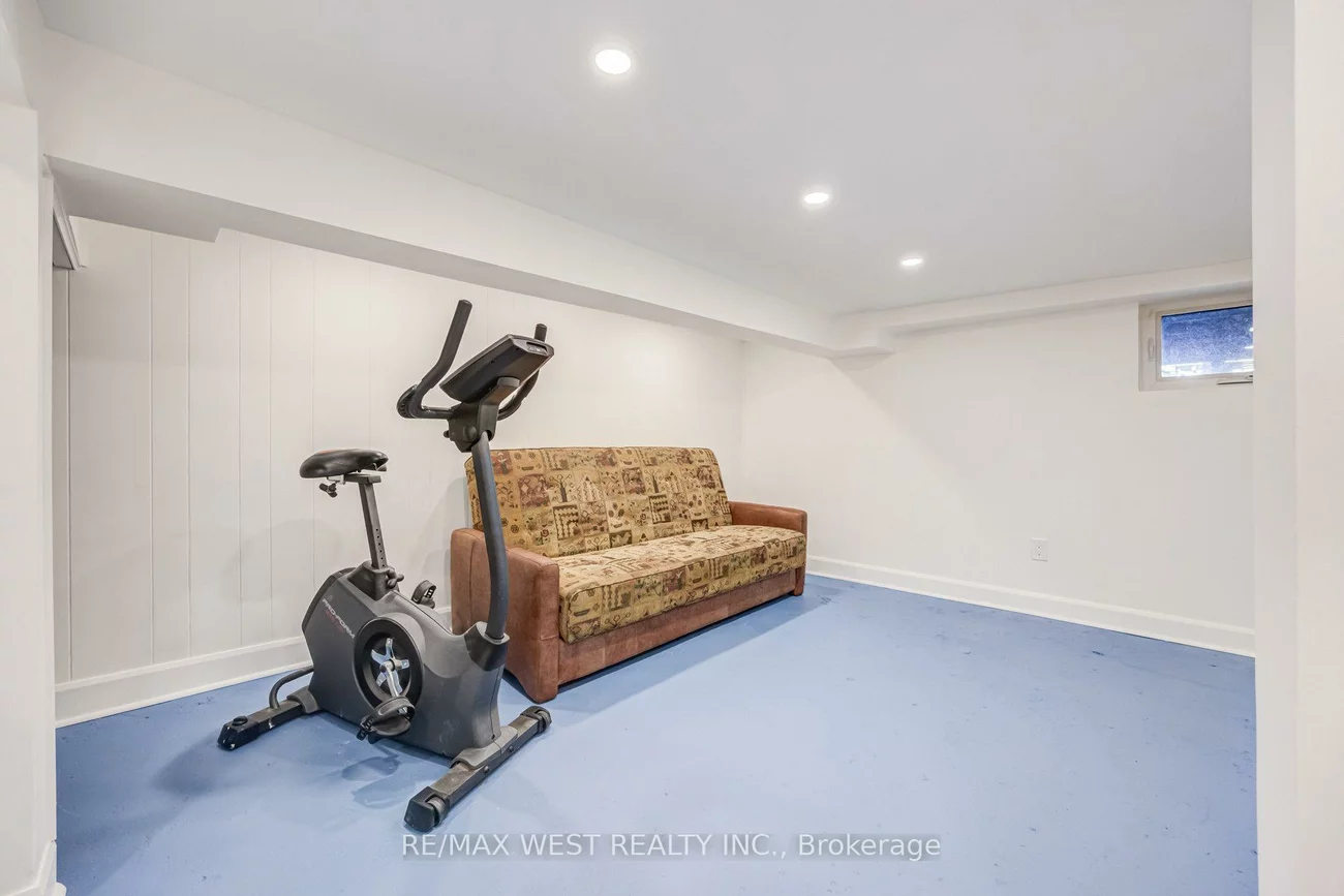 258, O'connor, East York, Toronto