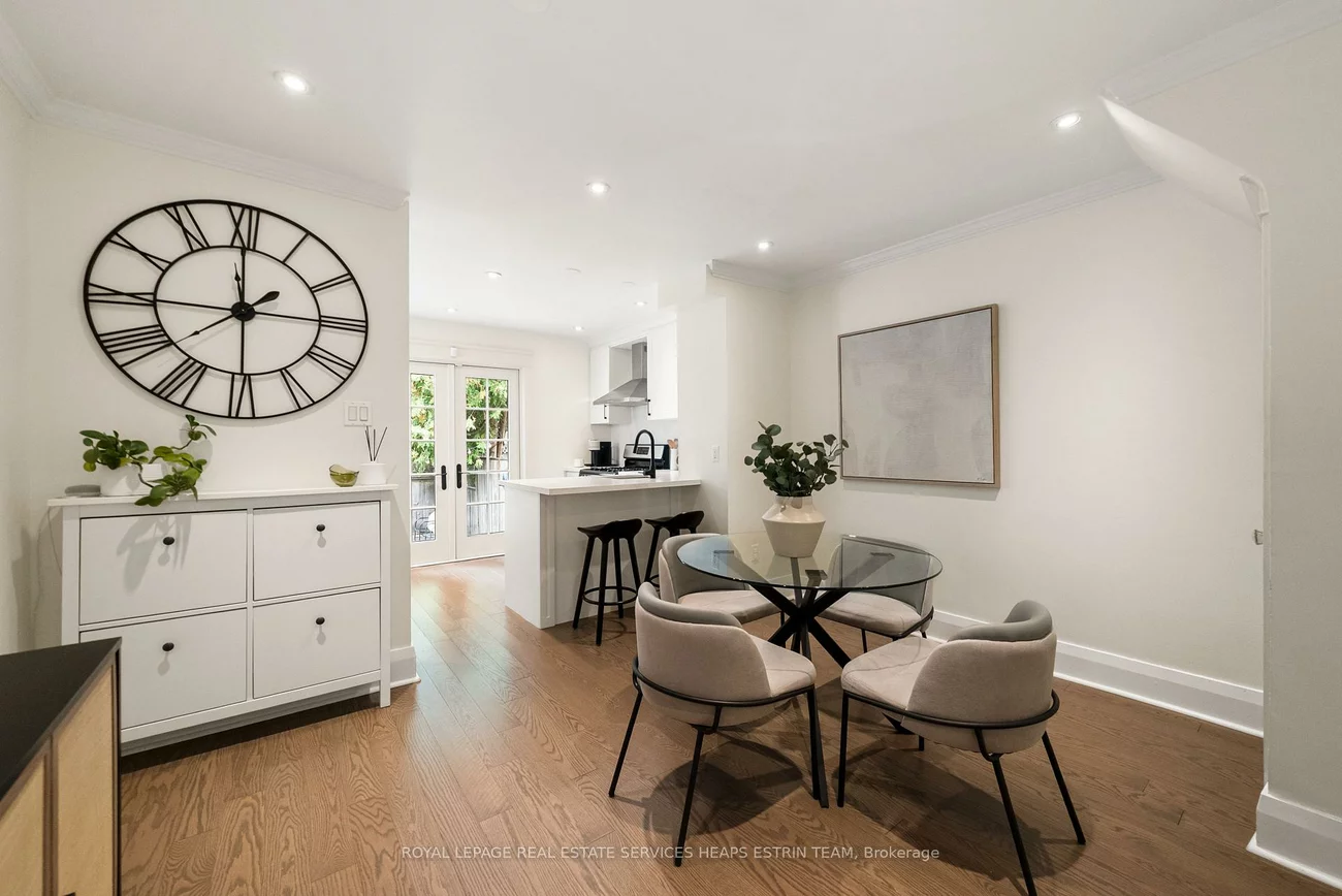 16, Louvain, South Riverdale, Toronto