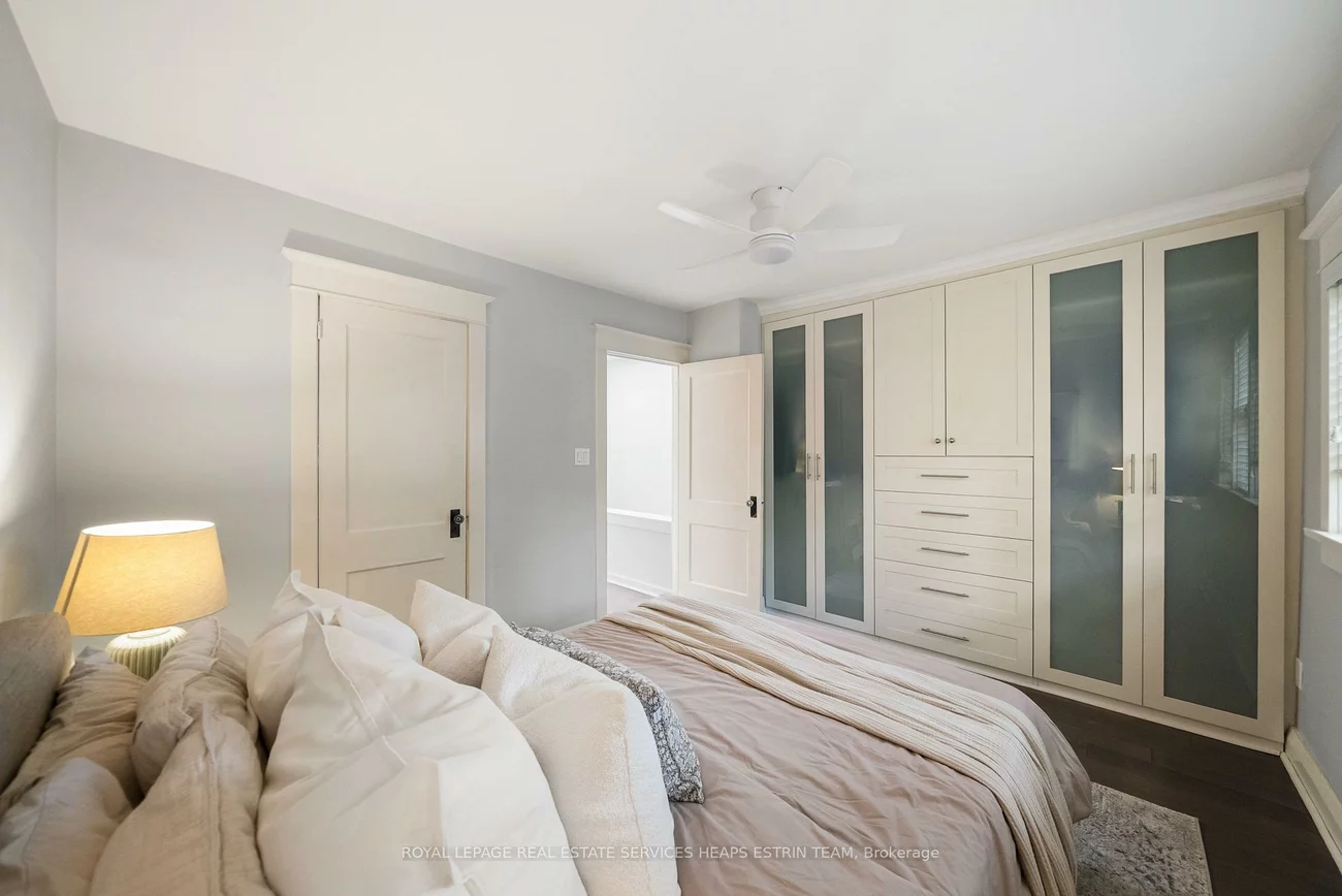 16, Louvain, South Riverdale, Toronto
