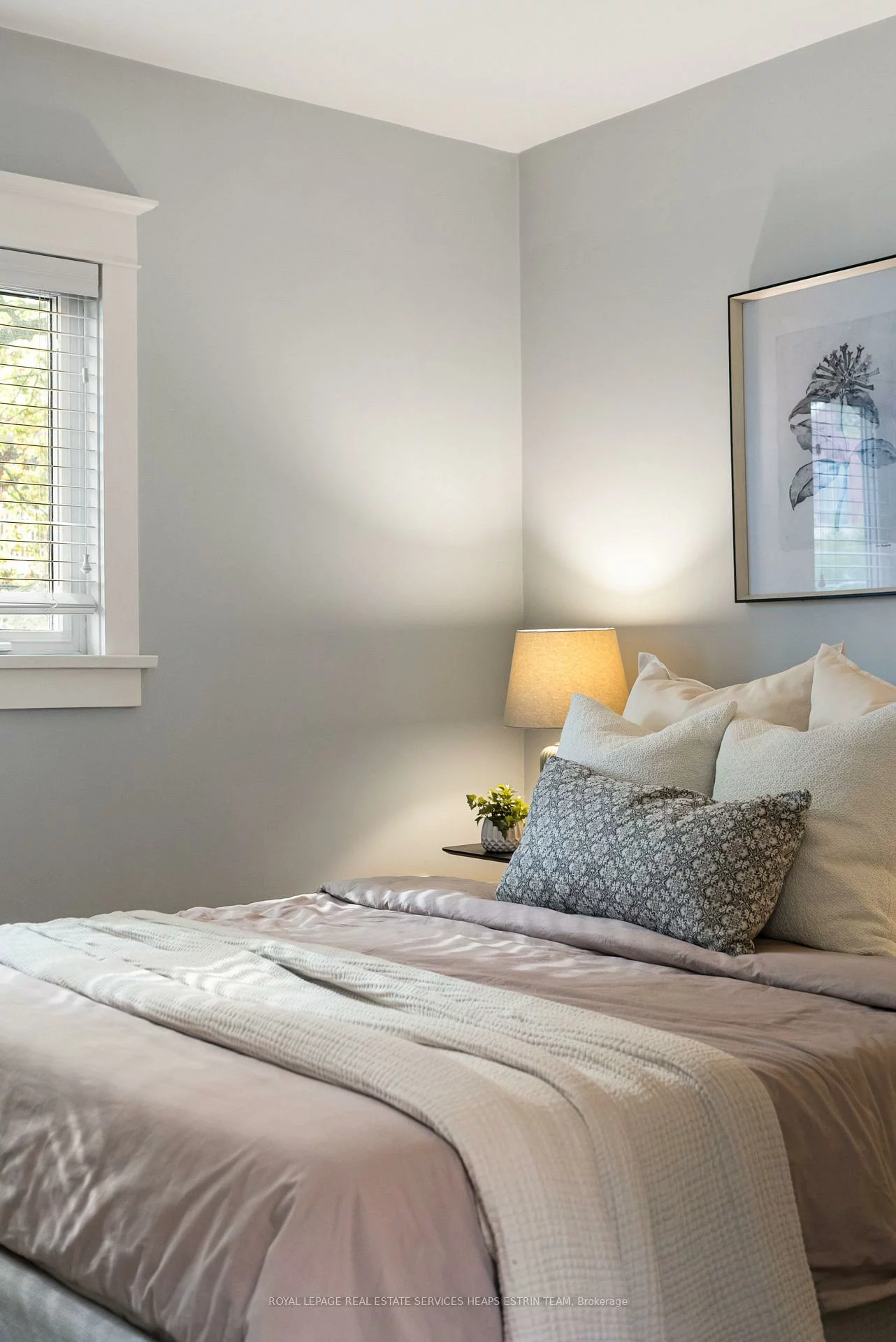 16, Louvain, South Riverdale, Toronto