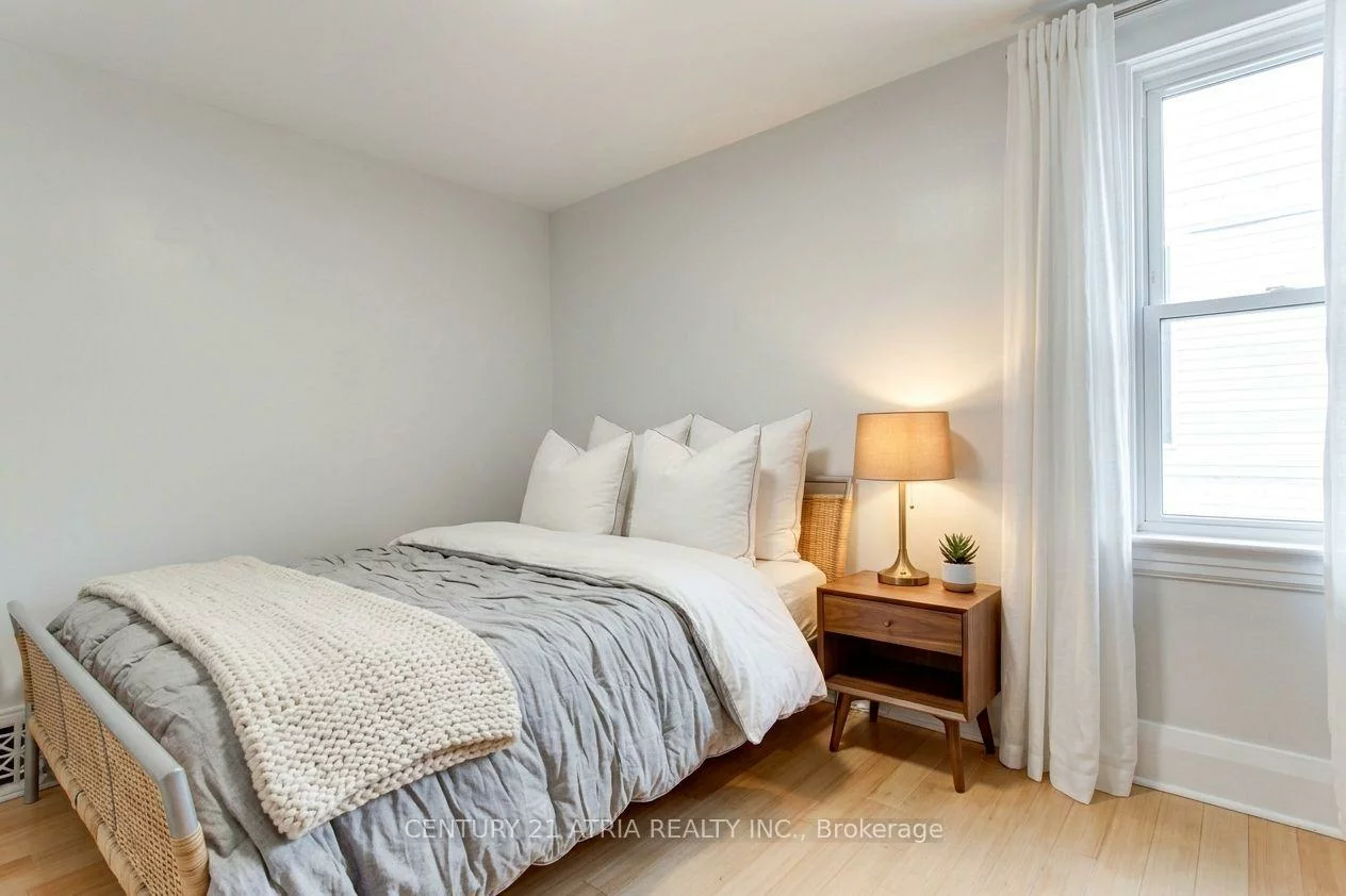 43, Torrens, Broadview North, Toronto