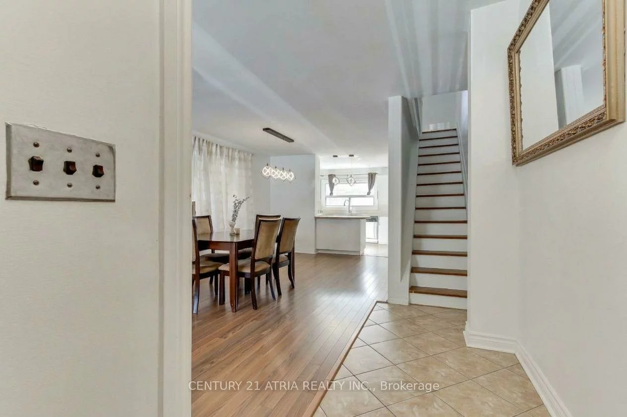 43, Torrens, Broadview North, Toronto