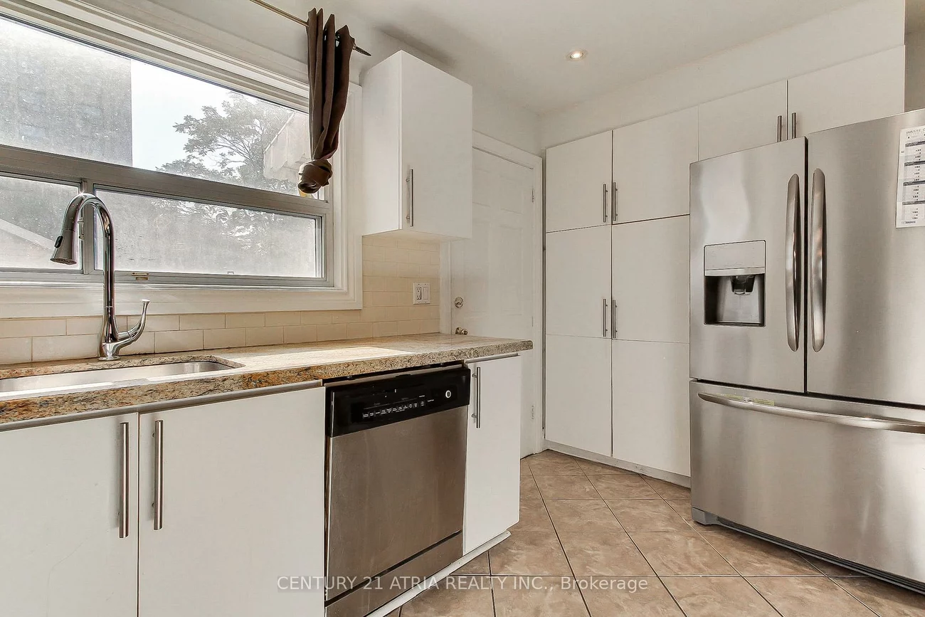 43, Torrens, Broadview North, Toronto