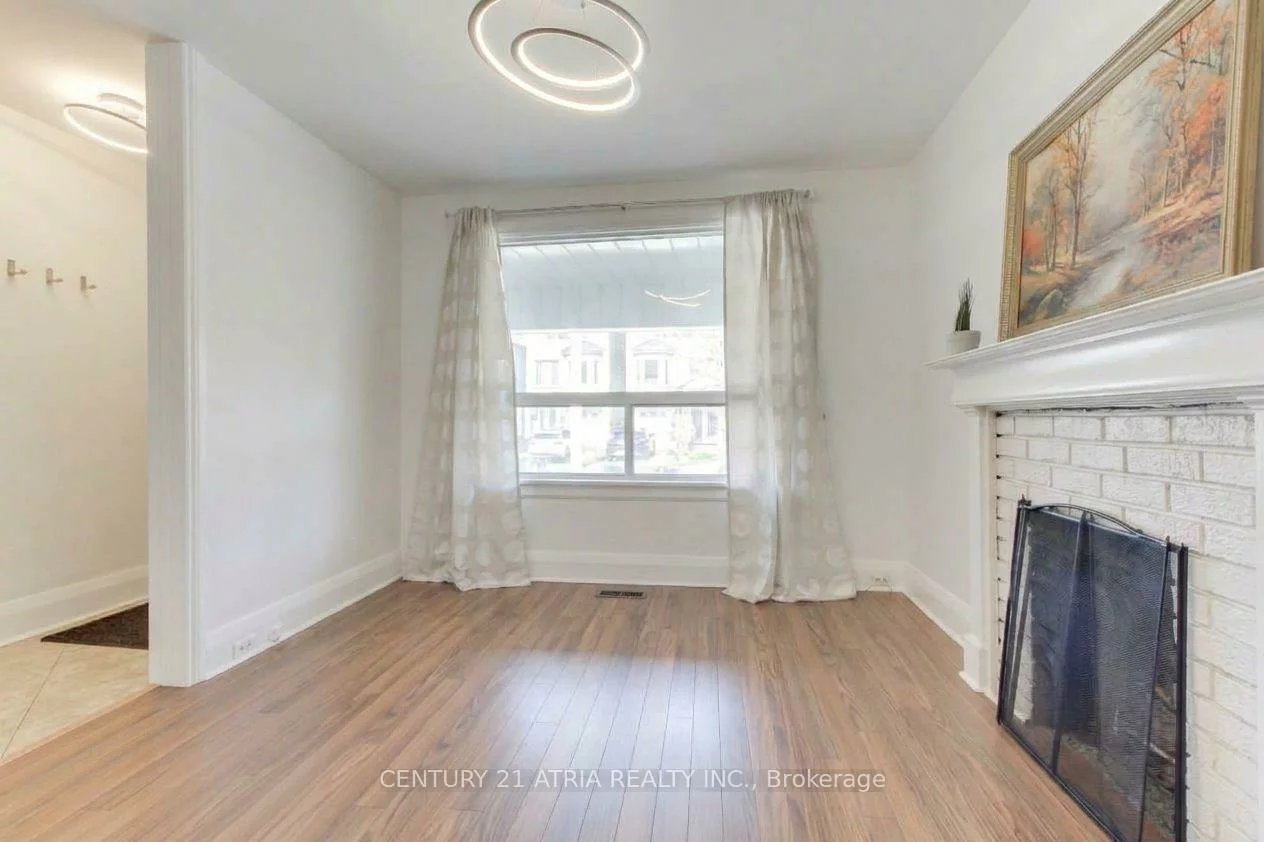 43, Torrens, Broadview North, Toronto