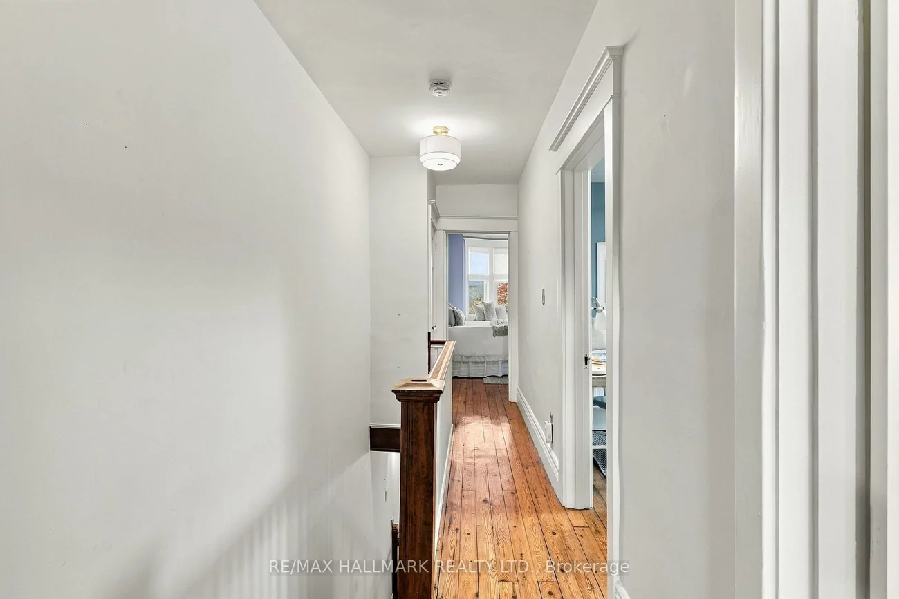 55, Waverley, The Beaches, Toronto