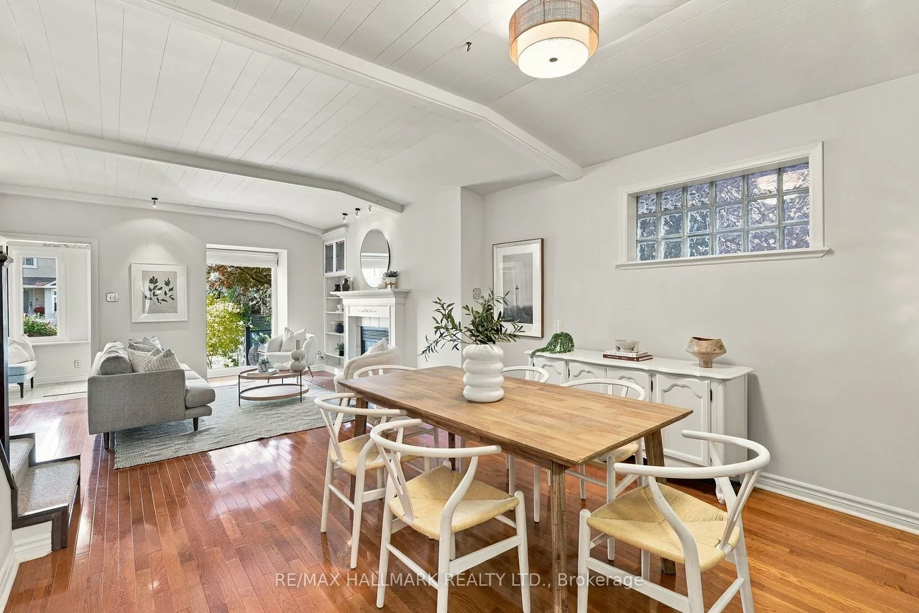 55, Waverley, The Beaches, Toronto
