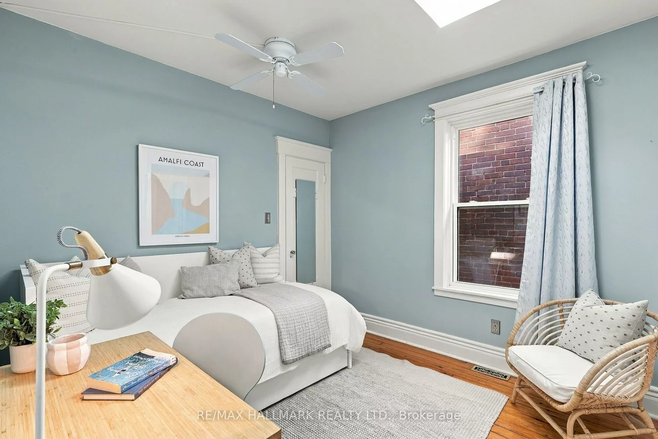 55, Waverley, The Beaches, Toronto