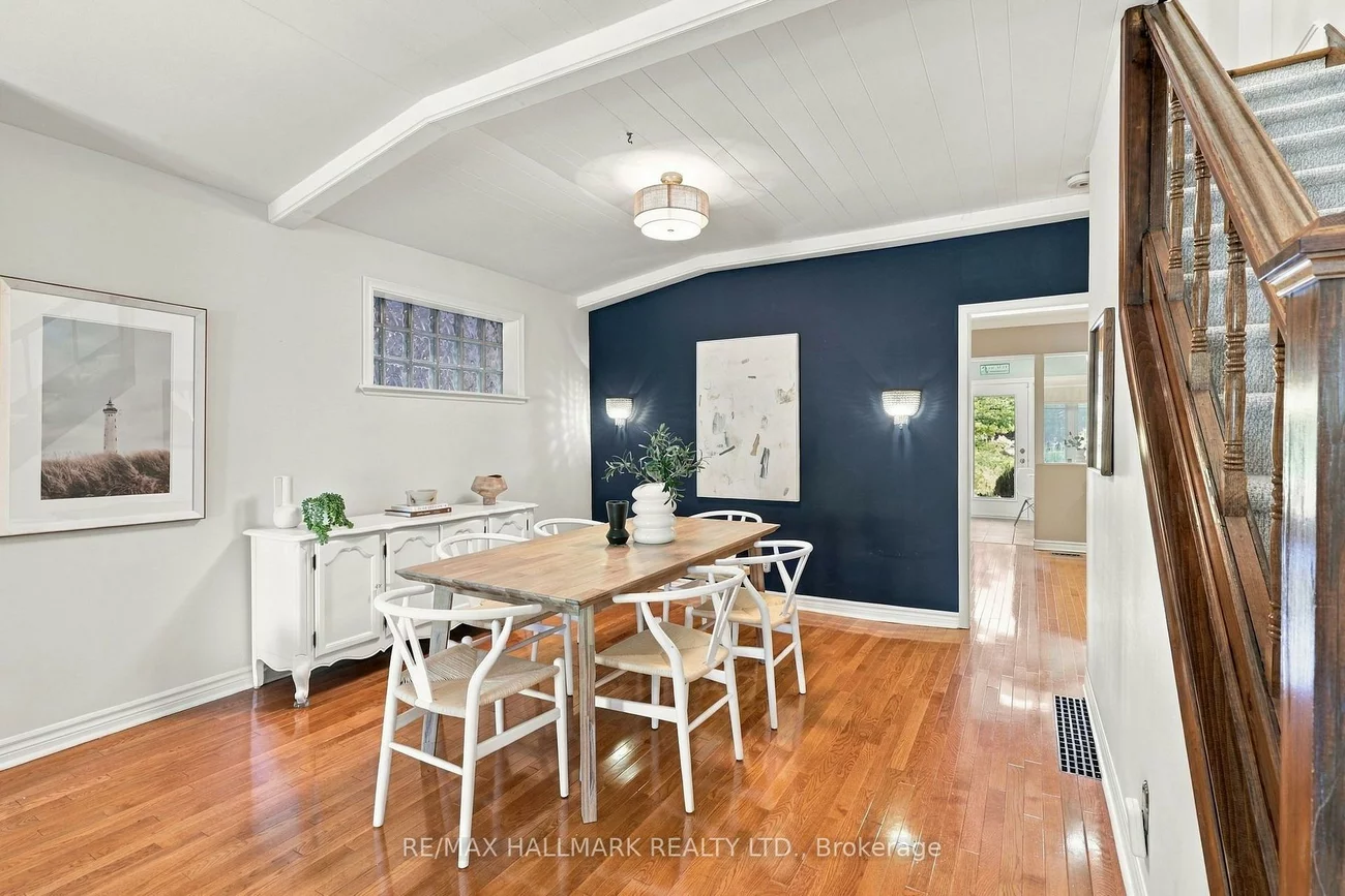 55, Waverley, The Beaches, Toronto