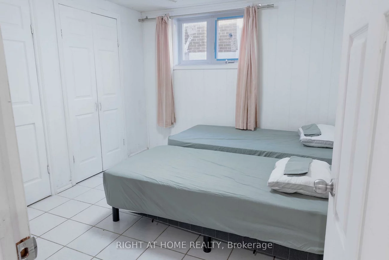 62, Iangrove, L'Amoreaux, Toronto