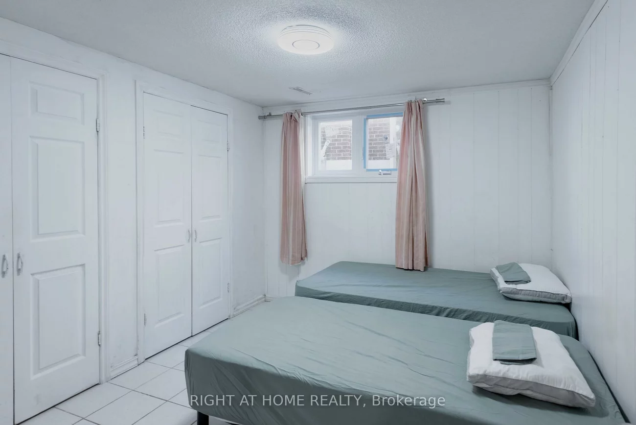 62, Iangrove, L'Amoreaux, Toronto