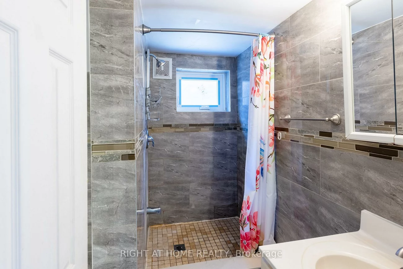 62, Iangrove, L'Amoreaux, Toronto