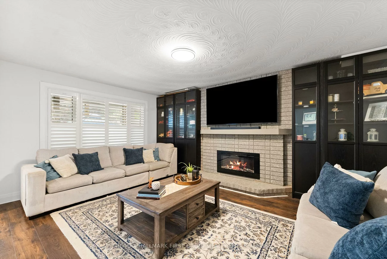 14, David, Morningside, Toronto