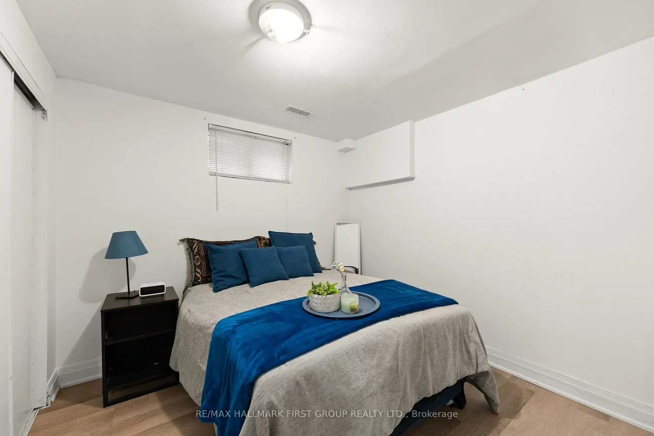 14, David, Morningside, Toronto