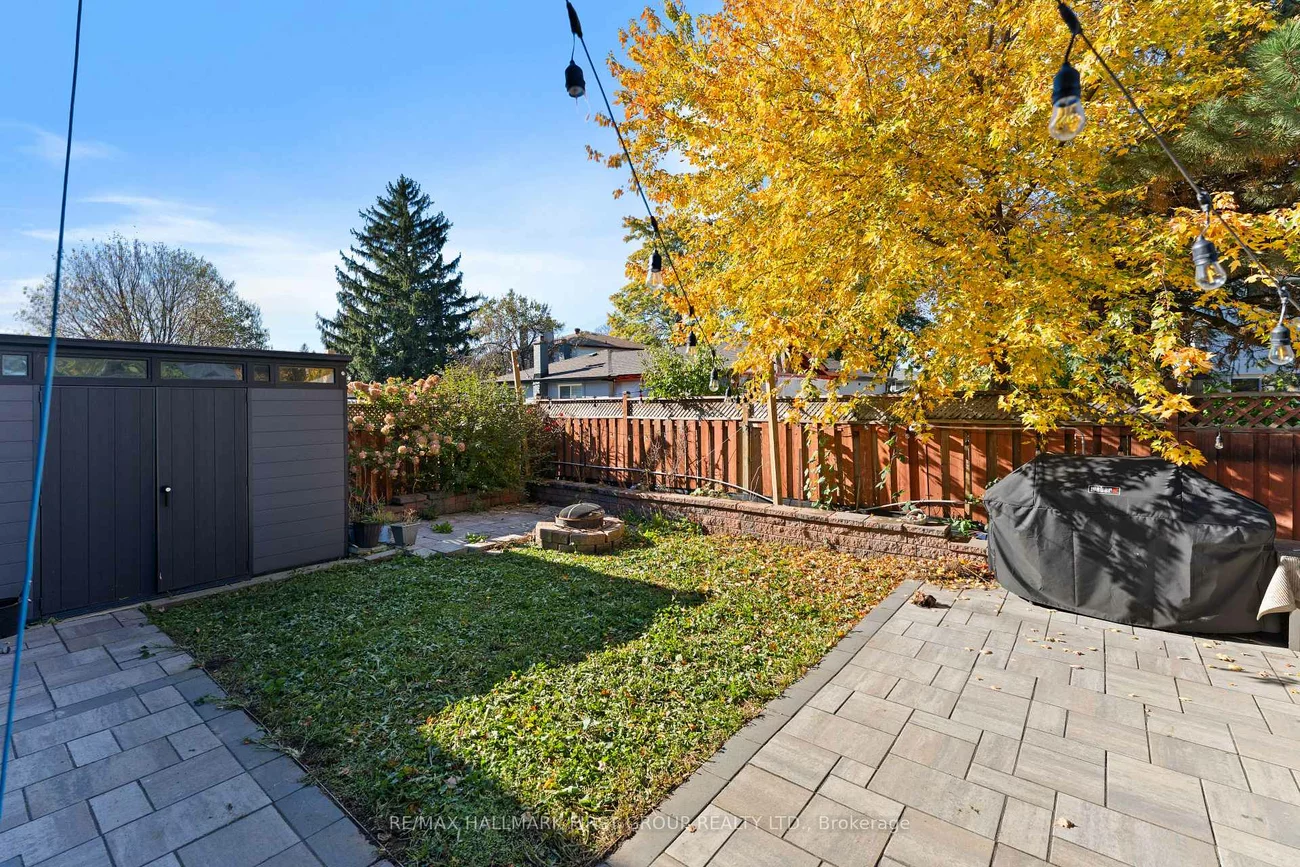 14, David, Morningside, Toronto