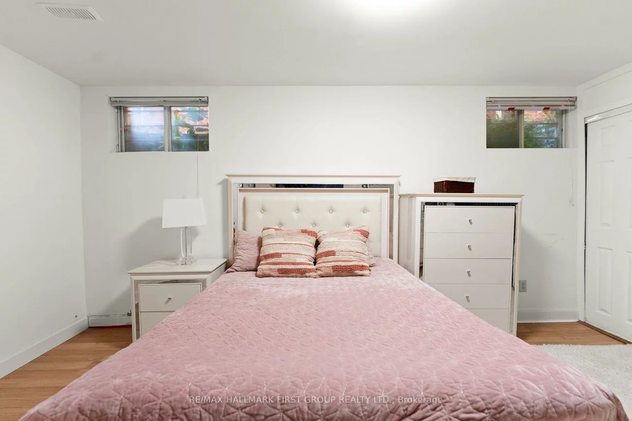 14, David, Morningside, Toronto