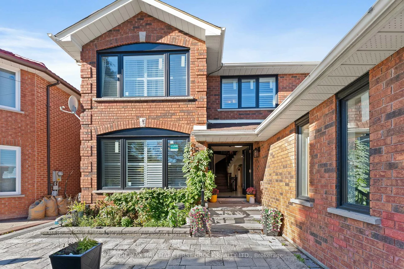 14, David, Morningside, Toronto