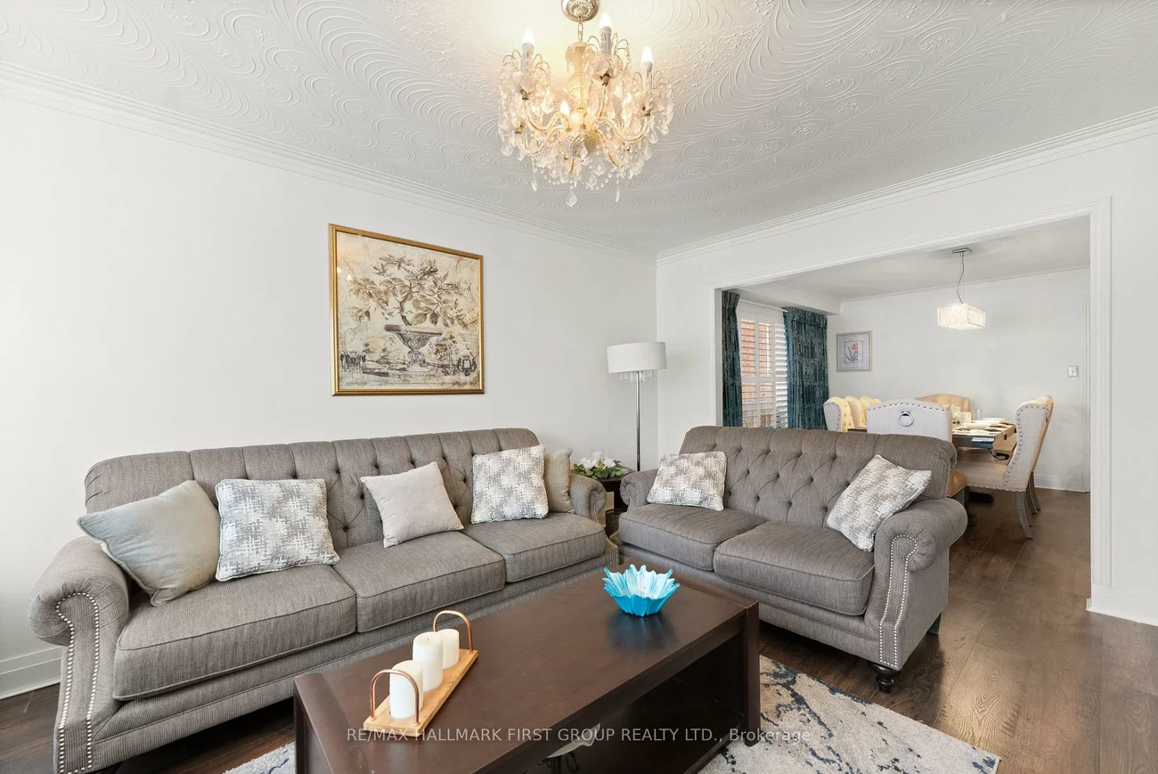 14, David, Morningside, Toronto