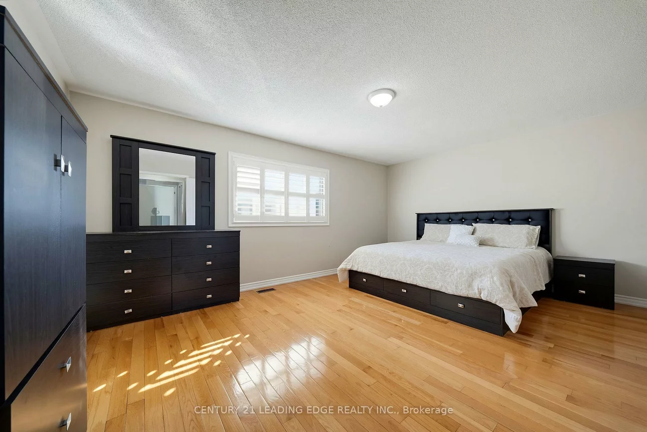13, Boulderbrook, Rouge E11, Toronto