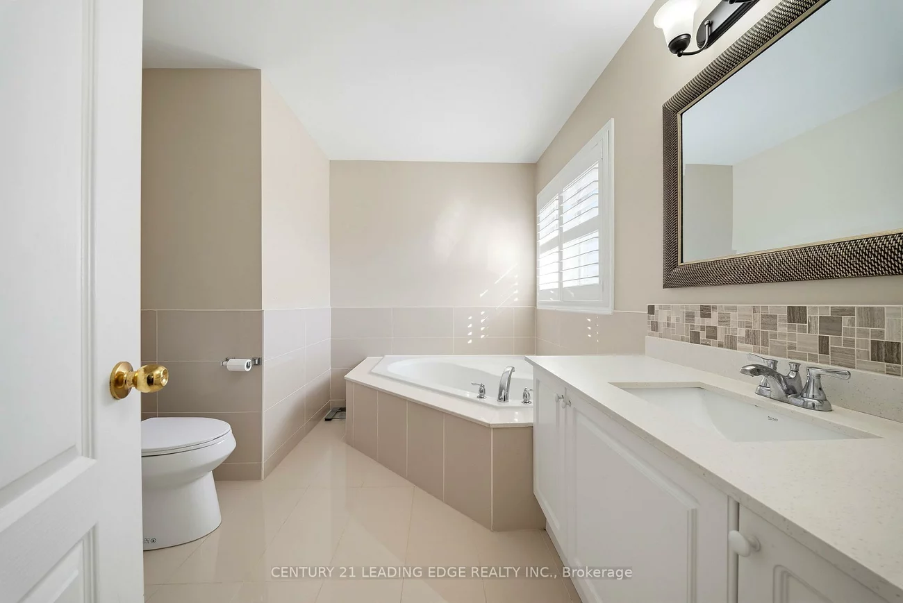 13, Boulderbrook, Rouge E11, Toronto