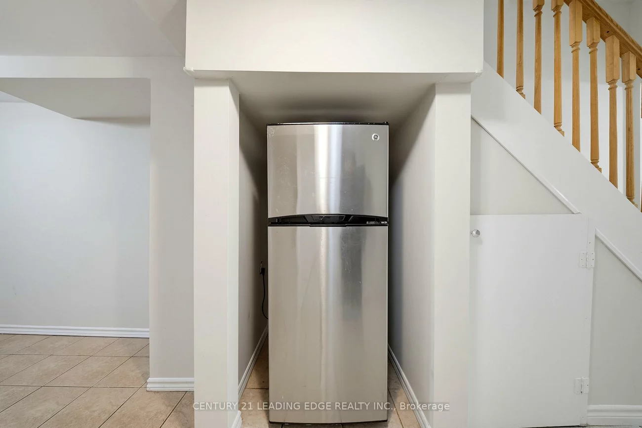 13, Boulderbrook, Rouge E11, Toronto