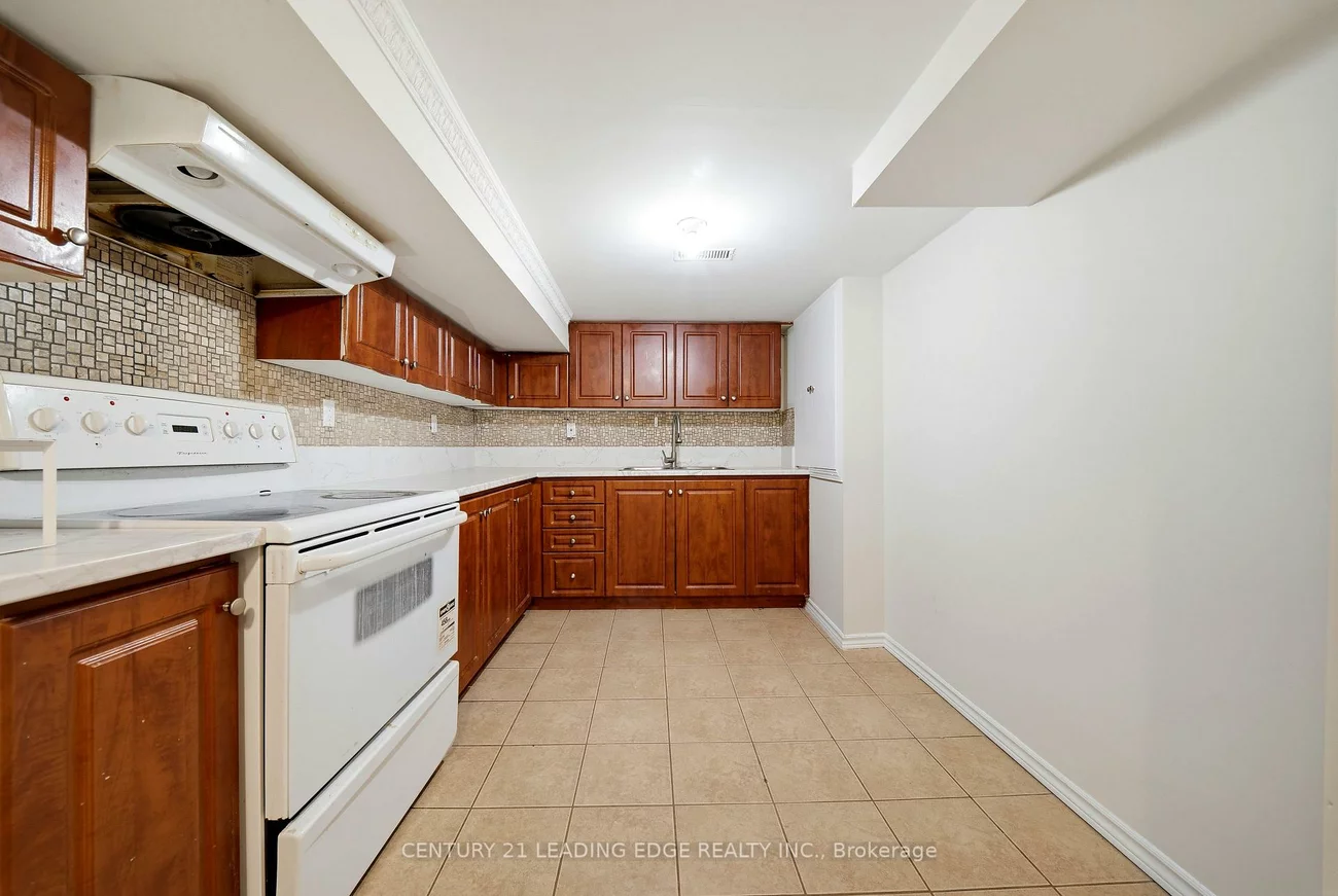 13, Boulderbrook, Rouge E11, Toronto