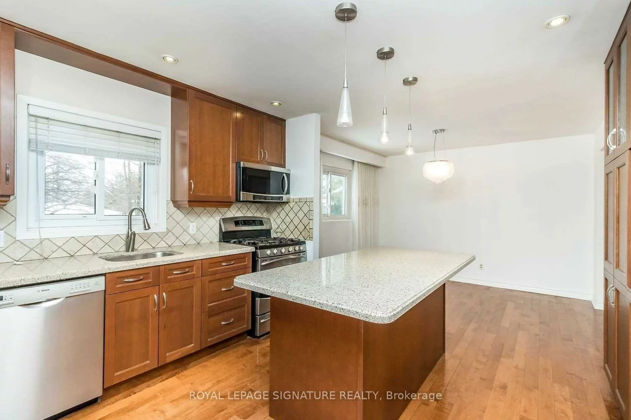 19, Starlake, Morningside, Toronto