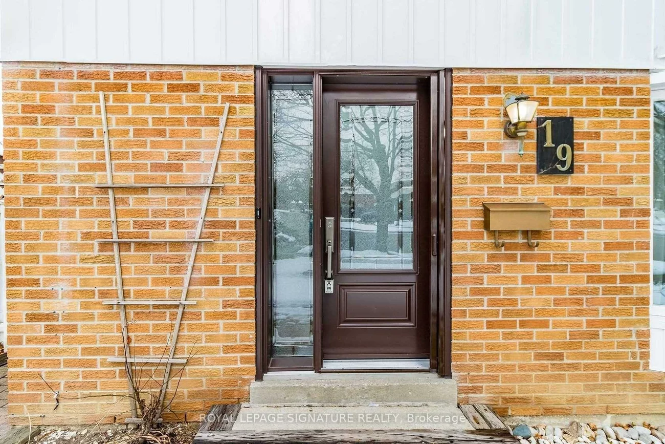 19, Starlake, Morningside, Toronto
