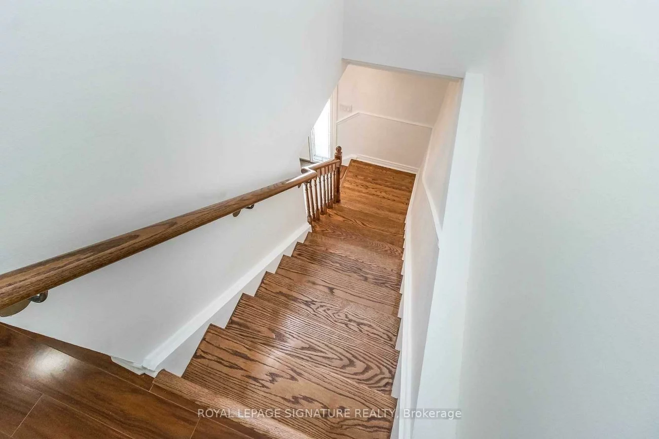 19, Starlake, Morningside, Toronto